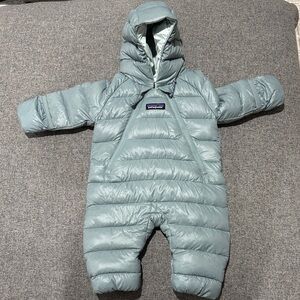 Patagonia Infant Puffer Suit in Light Gray